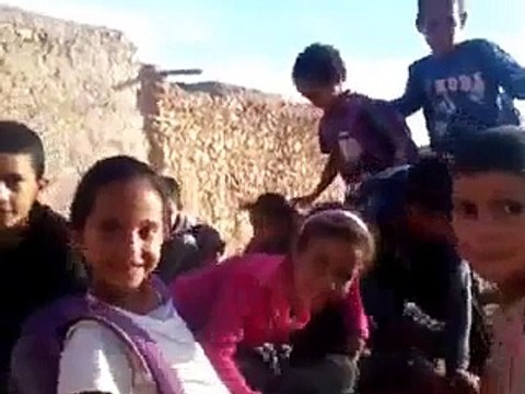 تشجيع الهدر المدرسي بمنطقة الرحامنة انظر للنقل المدرسي للاطفال
