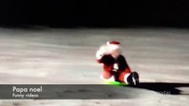Un trineo se lleva por delante a Santa Claus