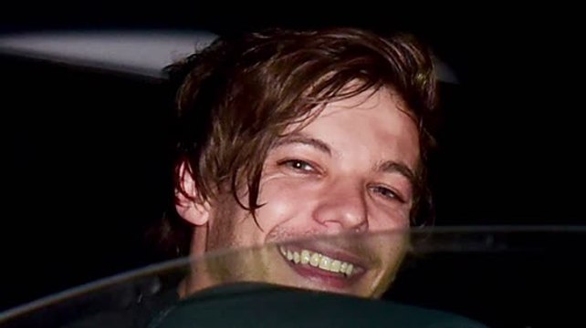 Louis Tomlinson Confronts Photographers After Clubbing