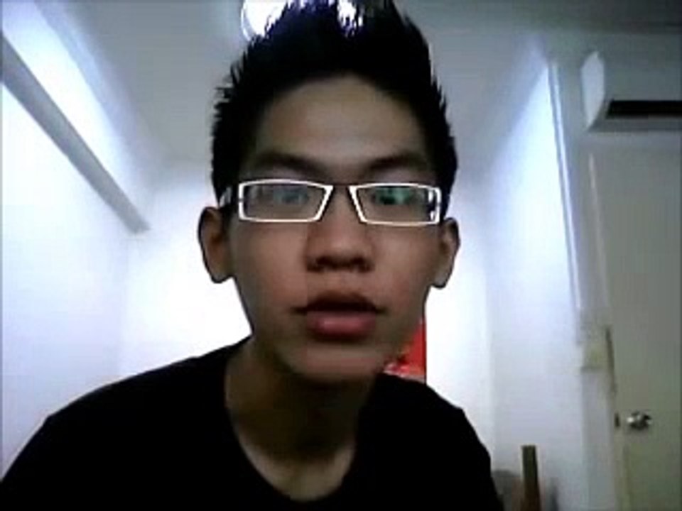 Amos Yee vs Typical Singaporean