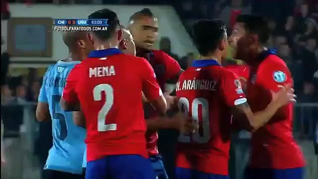 Expulsión de Cavani. Chile 0 - Uruguay 0. Cuartos de Final.