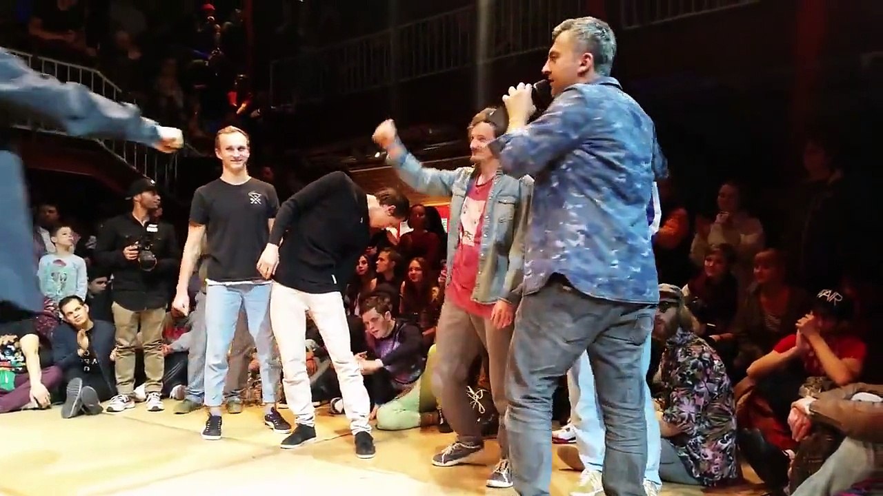 Action Man Crew - vs - Momentum Crew - BREAK DANCE