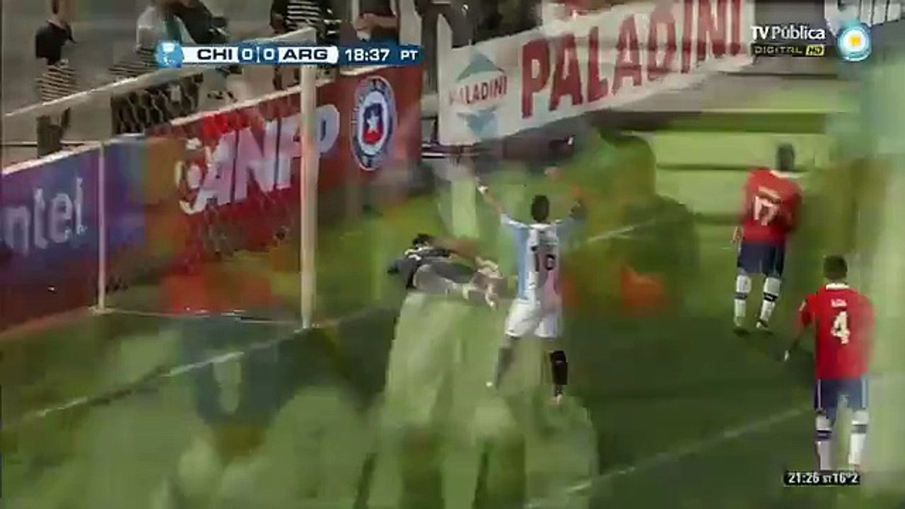 Gonzalo Jara provocó a Gonzalo Higuaín al igual que lo hizo con Edinson Cavani