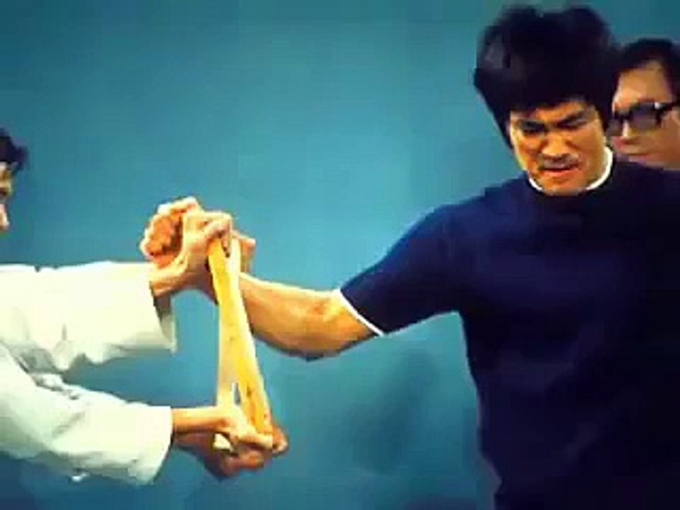 Bruce Lee's video in 1969!!! So Cool!!!
