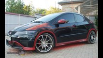 Honda Civic tuning Japanese cars with their hands
