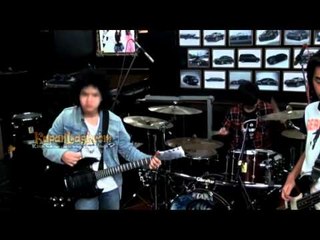 Tinggal Dengan Ibunda, Dul Harus Ikuti Aturan Maia