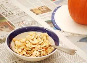 أحلى طريقة لتحميص بذور الشمام (اليقطين)