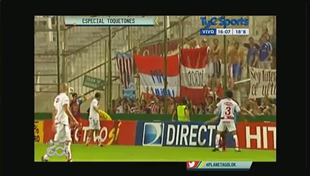 Gonzalo Jara, Juan Vargas y los 'toqueteos' más escandalosos en el fútbol