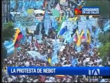 Miles de personas asistieron a la manifestación convocada por el alcalde Jaime Nebot