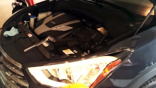 Hyundai Santa Fe Oil Filter Location, 3.3L 6 cylinder engine, 2013+ and oil drain bolt location