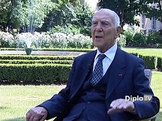 Stéphane Hessel raconte la déclaration universelle des droits de l'Homme (11 décembre 2010)