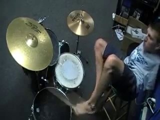 Great drummer without arms plays like a god with feet