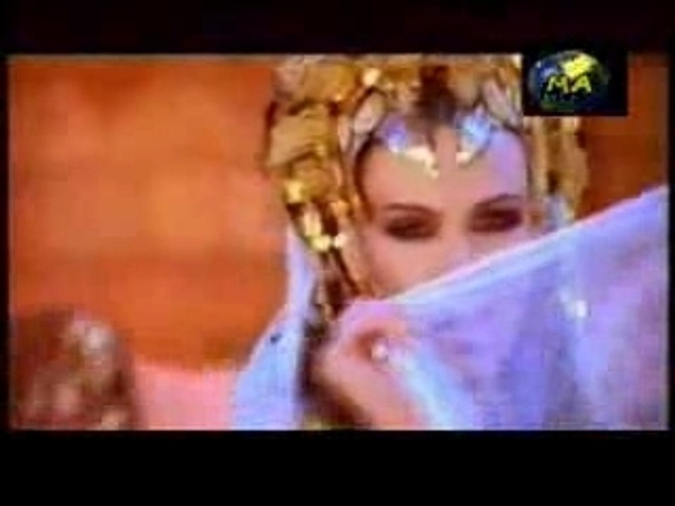 Nelly Makdessi-halo halee