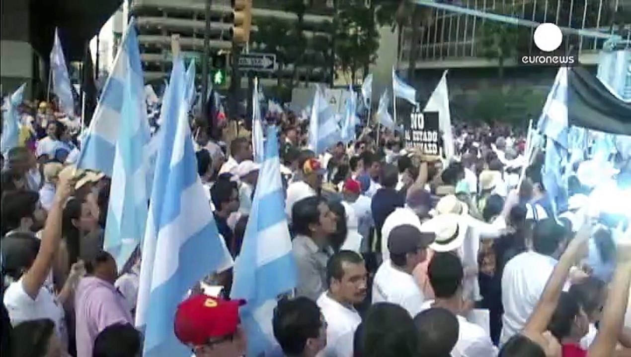 Nueva protesta en Ecuador contra la subida de impuestos defendida por Rafael Correa