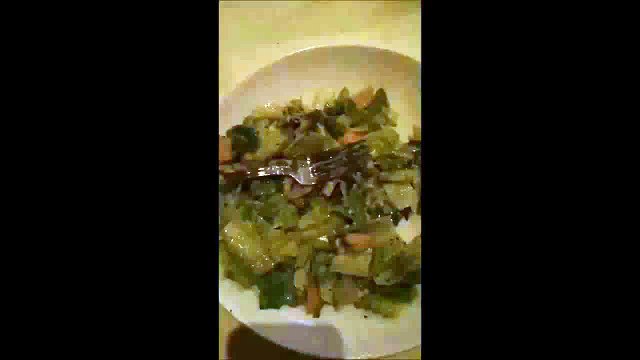 Justin Bieber Snapchat rickthesizzler video of Caesar salad - Los Angeles California, June 25 2015