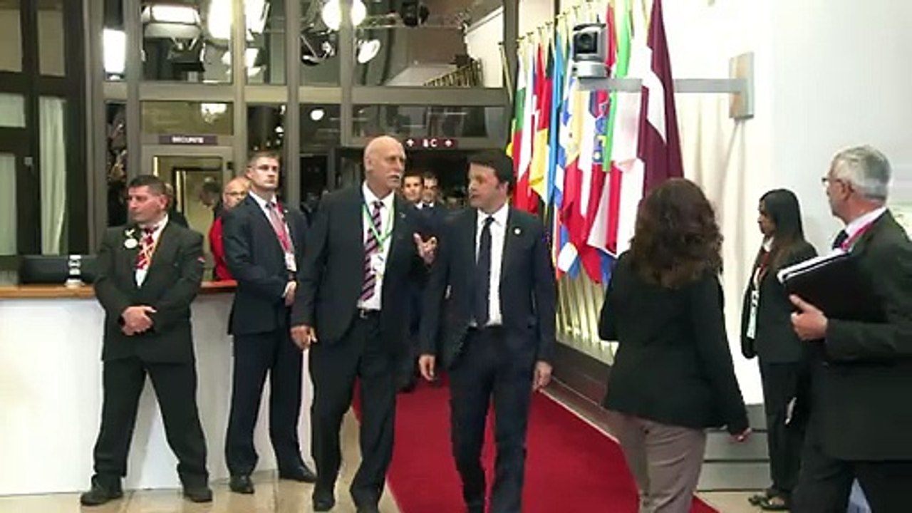 Migrants: coup de colère de Renzi contre l'abandon des quotas