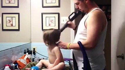 How Dad Does Daughter's Hair - Funny Videos