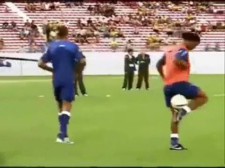 Football | Ronaldinho vs Cristiano Ronaldo (Best 1st)