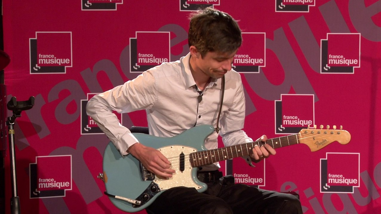 Babx chante "Charles Baudelaire", extrait de son album "Cristal Automatique 1" | Le live de la matinale