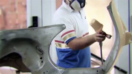 Restauration d'une vieille vespa