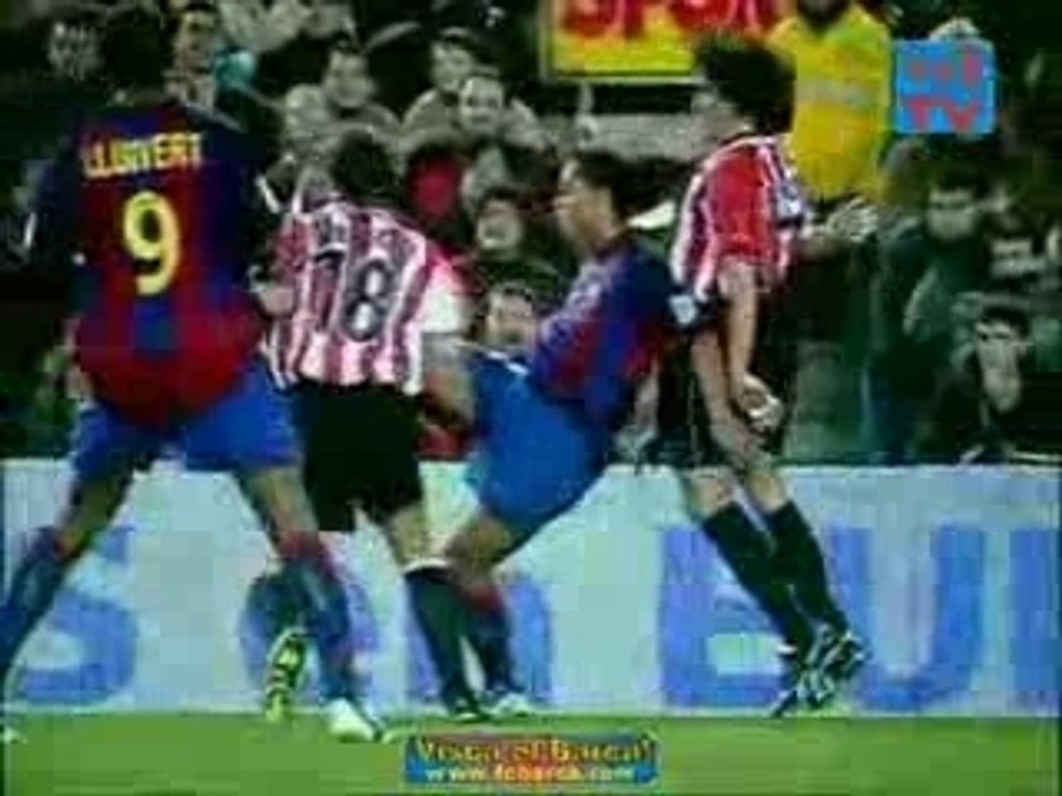 Ronaldinho - dribbles de folie