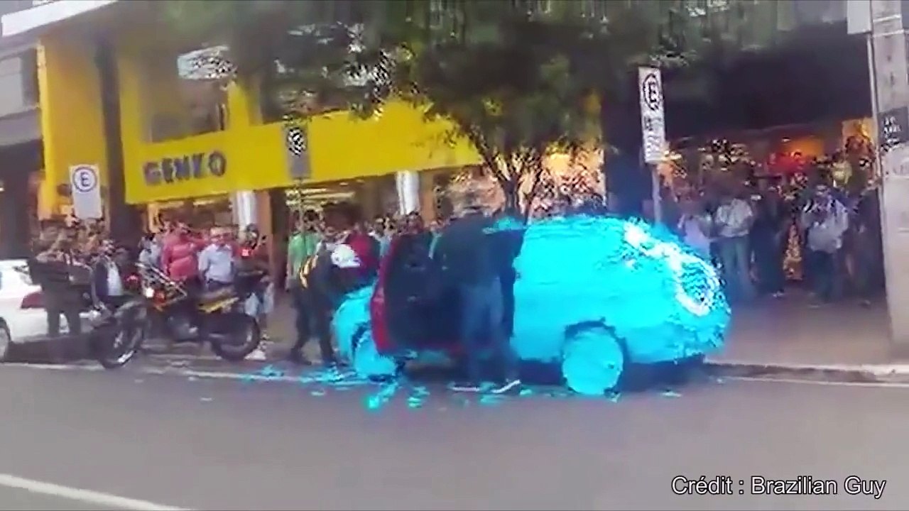 Il n'aurait pas dû se garer sur une place pour handicapés