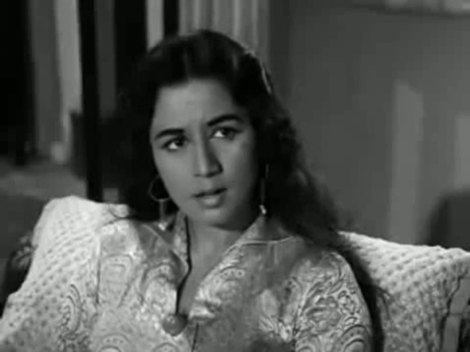 Mujhe Gale Se Laga Lo Buhat Udas Hoon Main