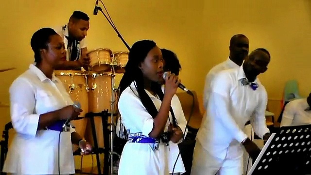 Personne ne peut t'aimer