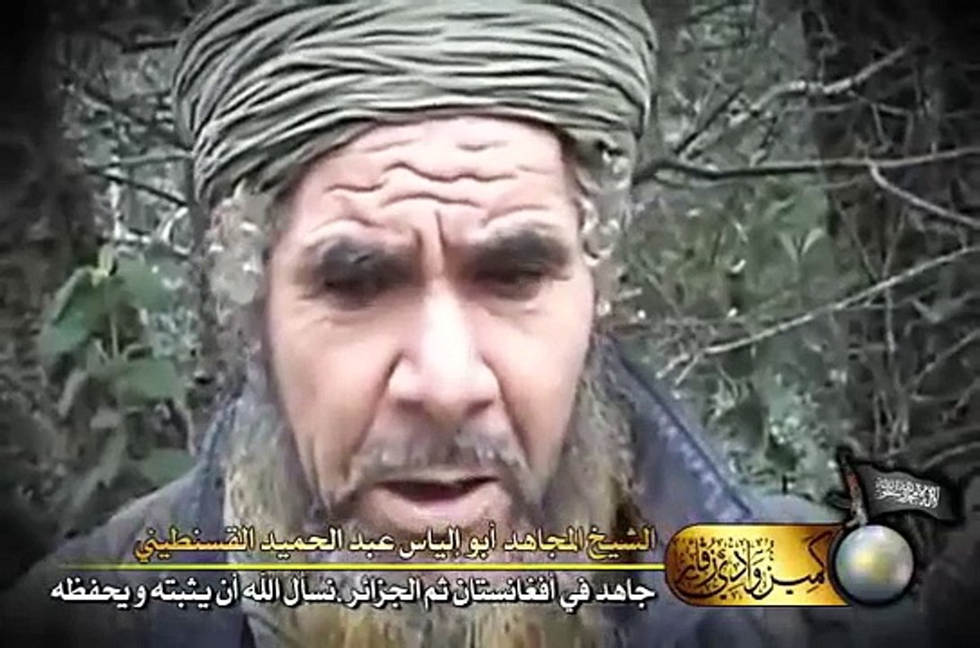 هل العلماء الصادقين يحذرون من تنظيم القاعدة في الجزائر شاهد هذا الشيخ ثم أحكم بنفسك
