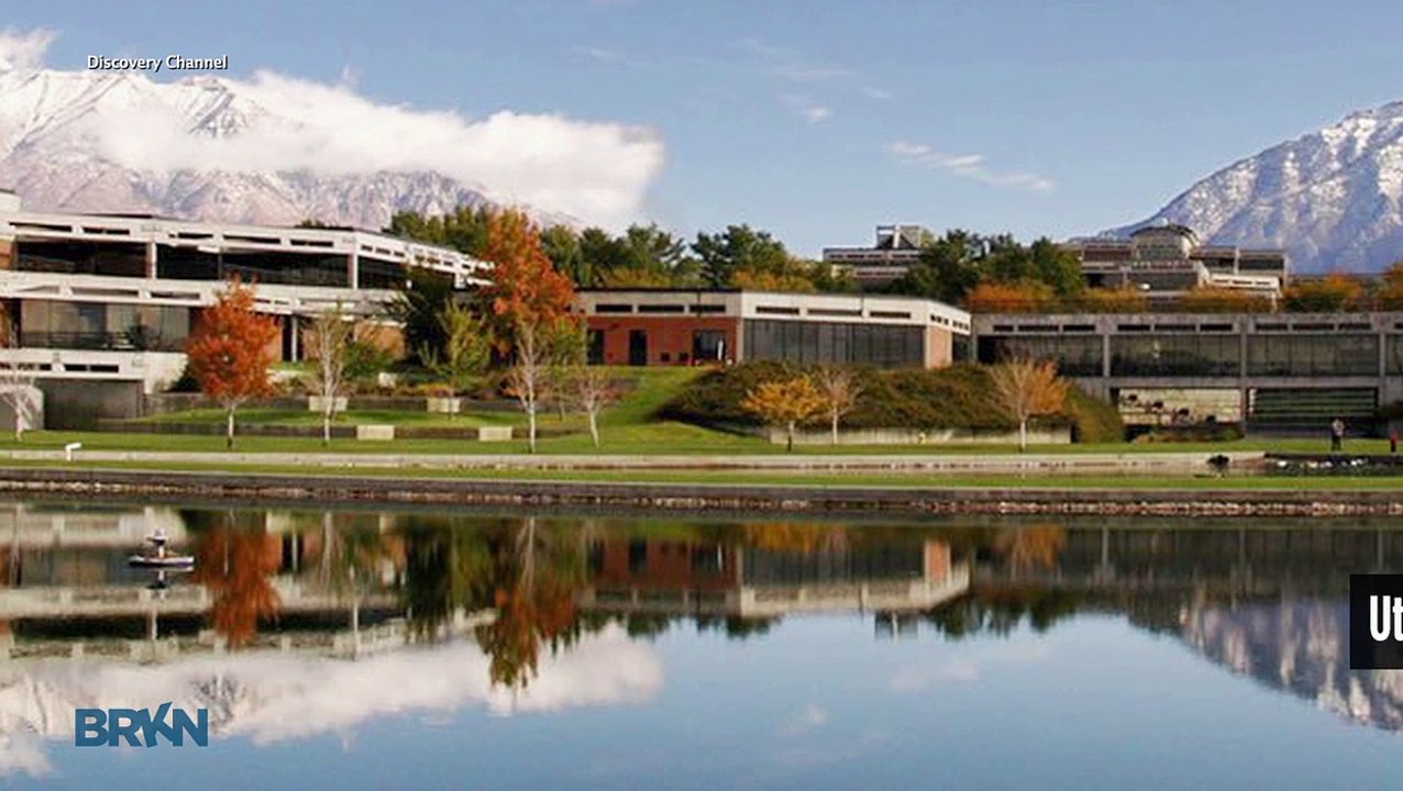 University Installs Texting Lane On Stairs
