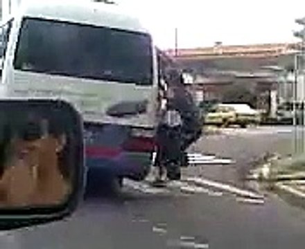 Zuba Zuba, buseros tenian que ser!! El Salvador