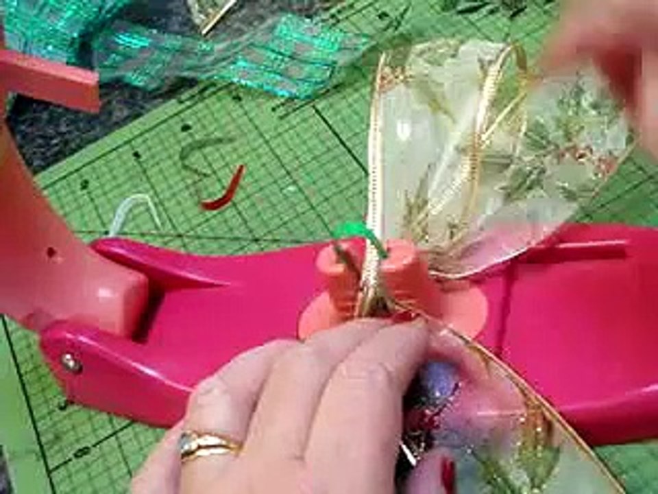 Fiskars Bow Maker