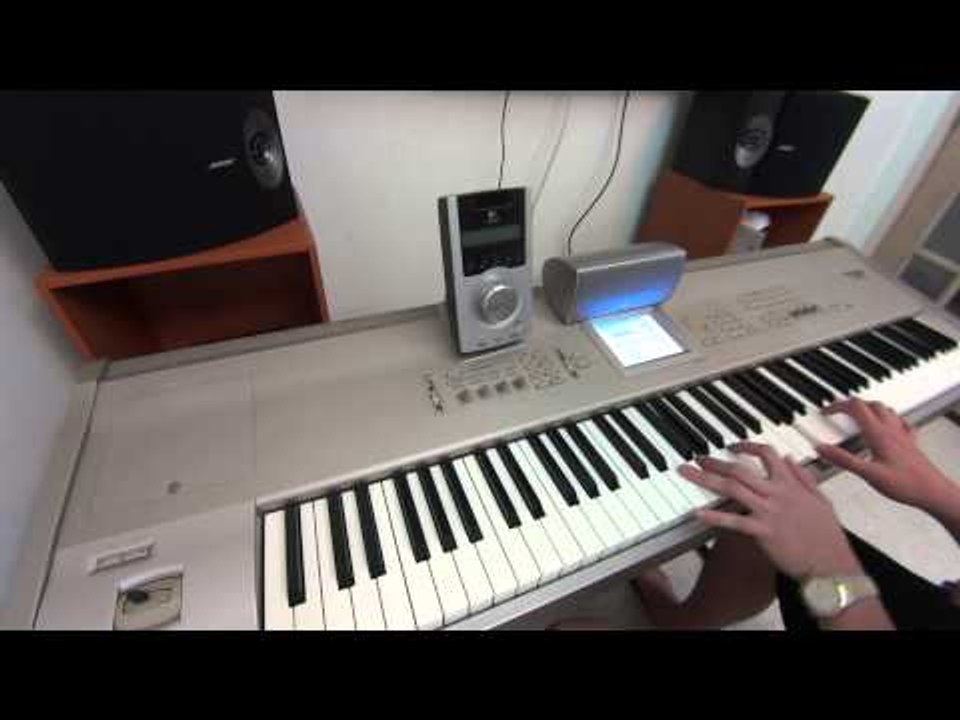 Martin Garrix feat. Usher - Don't Look Down Pia...