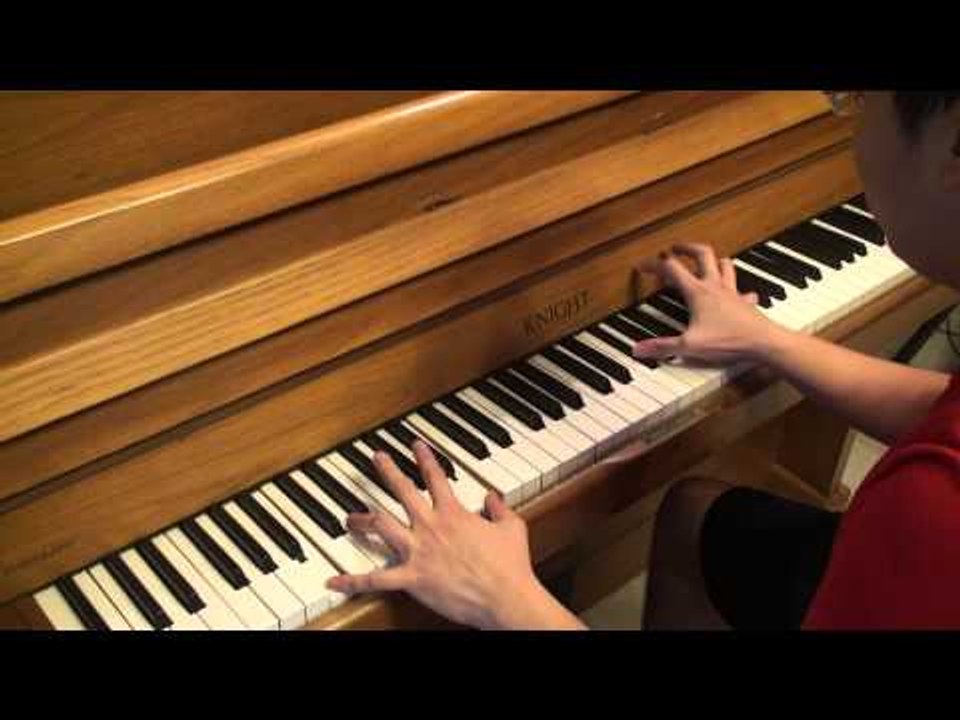 Eminem  ft. Rihanna - The Monster Piano by Ray Mak