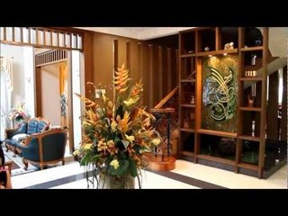 Cozy House with Beautiful Garden in Ampang Utama, Kuala Lumpur by Ray Mak