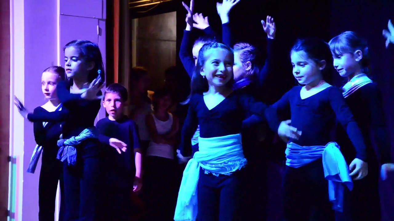 4/11 Para la Salsa spectacle cours initiation 02-06-2015