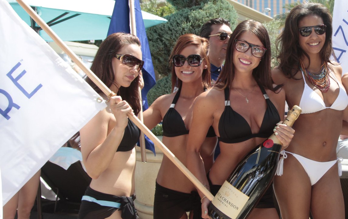 Best Pool parties in Vegas at Azure Palazzo & Venetian (Ep.21)