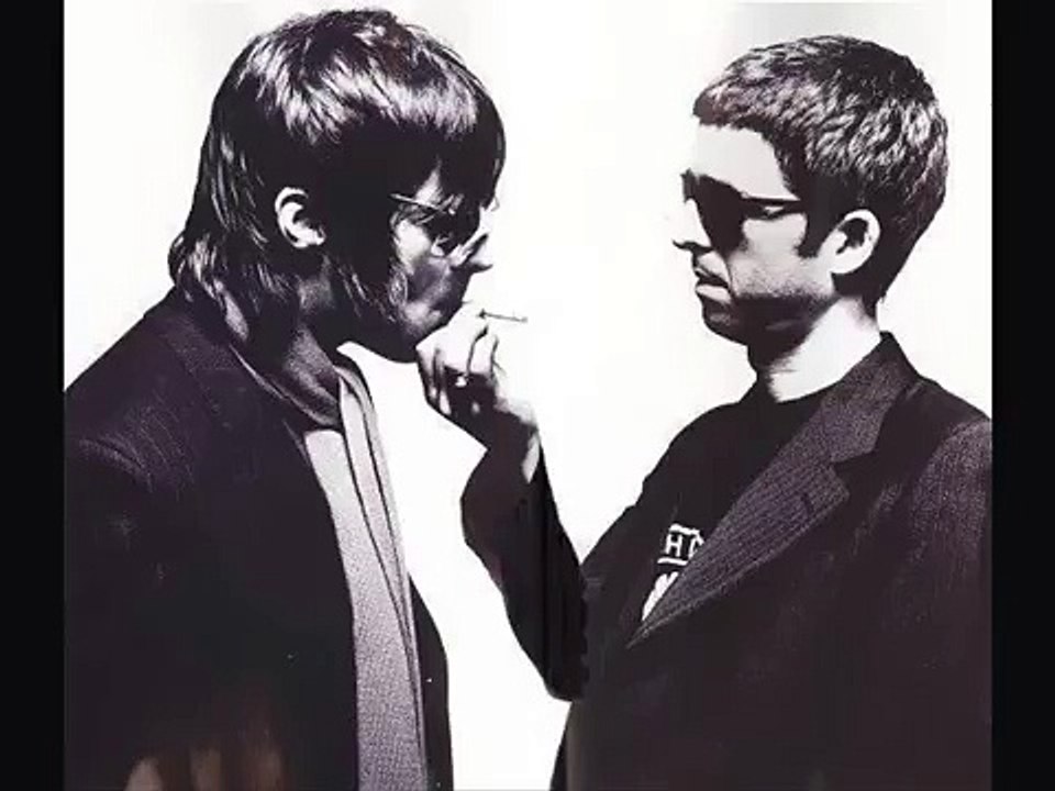 Oasis - Listen Up - Live 1996