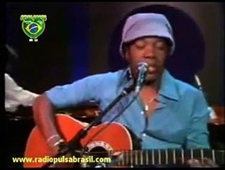 Milton Nascimento - Travessia (Excelente Audio)