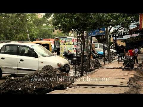 Garbage dumped along the roads in Delhi