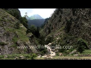 Panoramic view of the Garhwal hills on way to Lamkhaga Pass