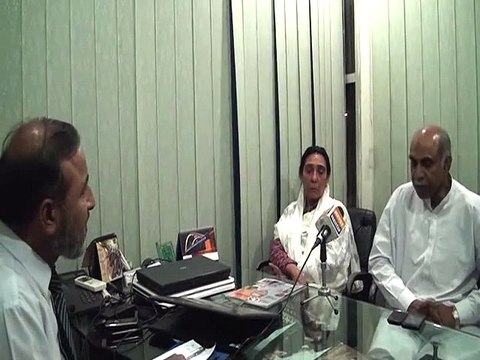 Ex.Senator Dr Safdar Abbasi and Naheed Khan talked with Shakeel Anjum..part,3