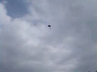 Accident-parachute-atterrissage