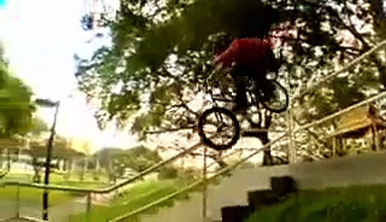 caidas DE bmx street