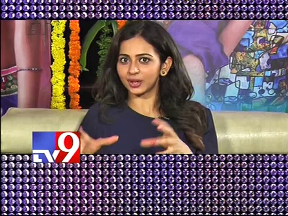 4 Heroines hikes remuneration
