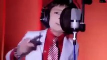 طفل صيني يغني أنت باغيا واحد لسعد لمجرد