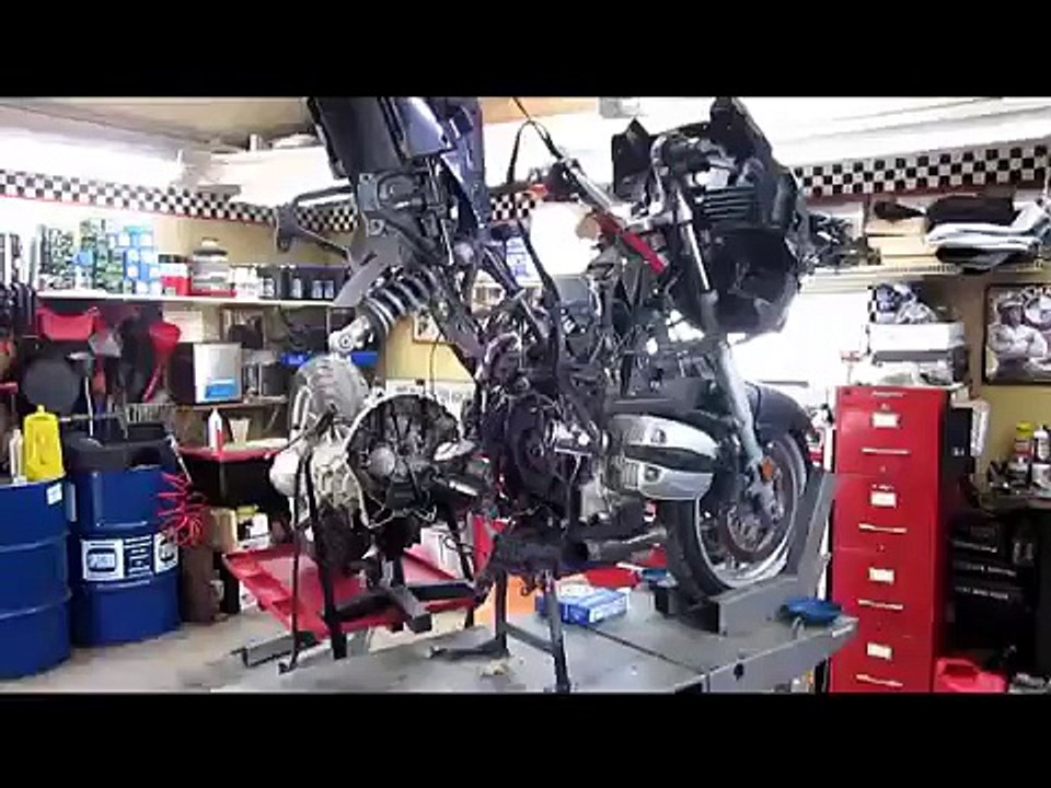 BMW Service R1150RT Clutch Replacement video Dailymotion