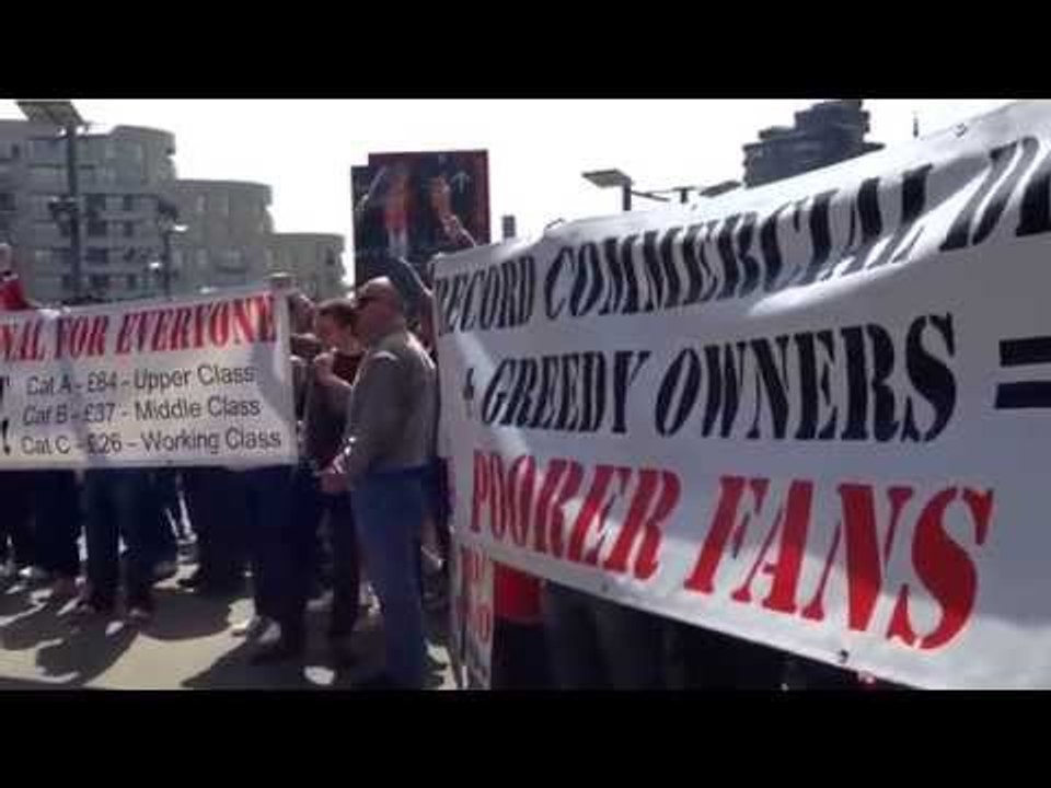 3% Ticket Rise Protest Outside the Emirates