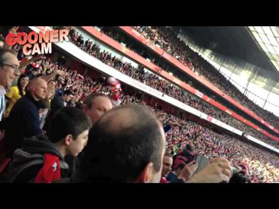 Arsenal 4 Everton 1 - Fans Go Crazy As Arsenal Head To Wembley