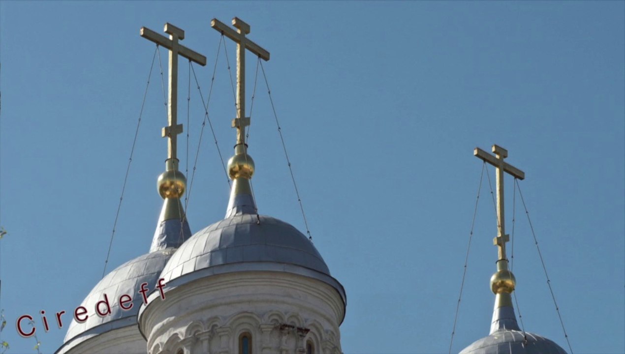 4/7 Tourisme en Russie Visiter Moscou Les églises du Kremlin -- Tourism in Russia Visit Moscow Admire the Kremlin church -- Tourismus in Russland Besuchen sie Moskau Bewundern Sie die Kreml-kirchen -- Visitar Moscú Admirar iglesias del Kremlin